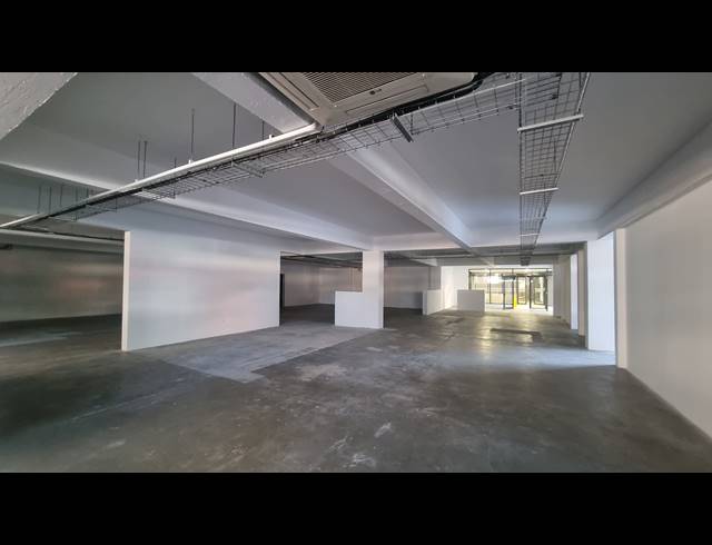 496M² RETAIL TO LET IN WOODSTOCK